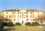 villa_correr.jpg
